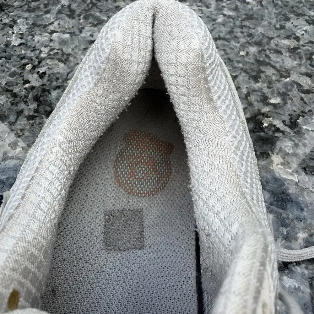 Nike Zoom Vomero 5 Vast Grey Mens Size 10.5 Athletic Retro Shoes Sneakers